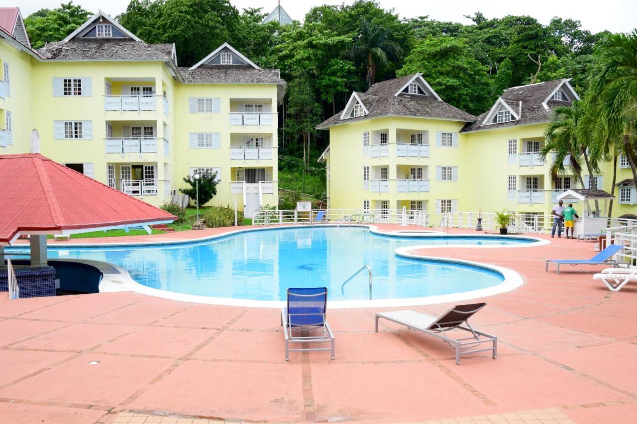 River Side Apt 9 @ Mystic Ridge. Ocho Ríos Exterior foto